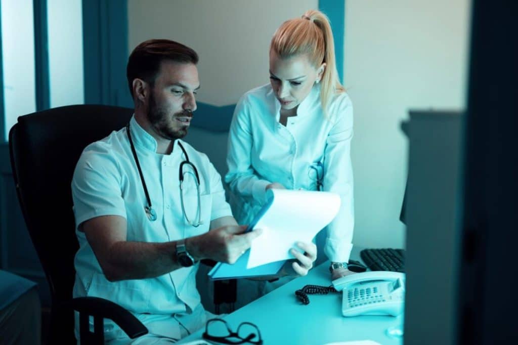 remote patient monitoring device selection featured