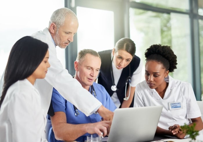 clinical medical assistants at work