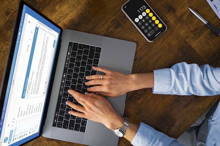 How Virtual Receptionists Reduce Overhead Costs